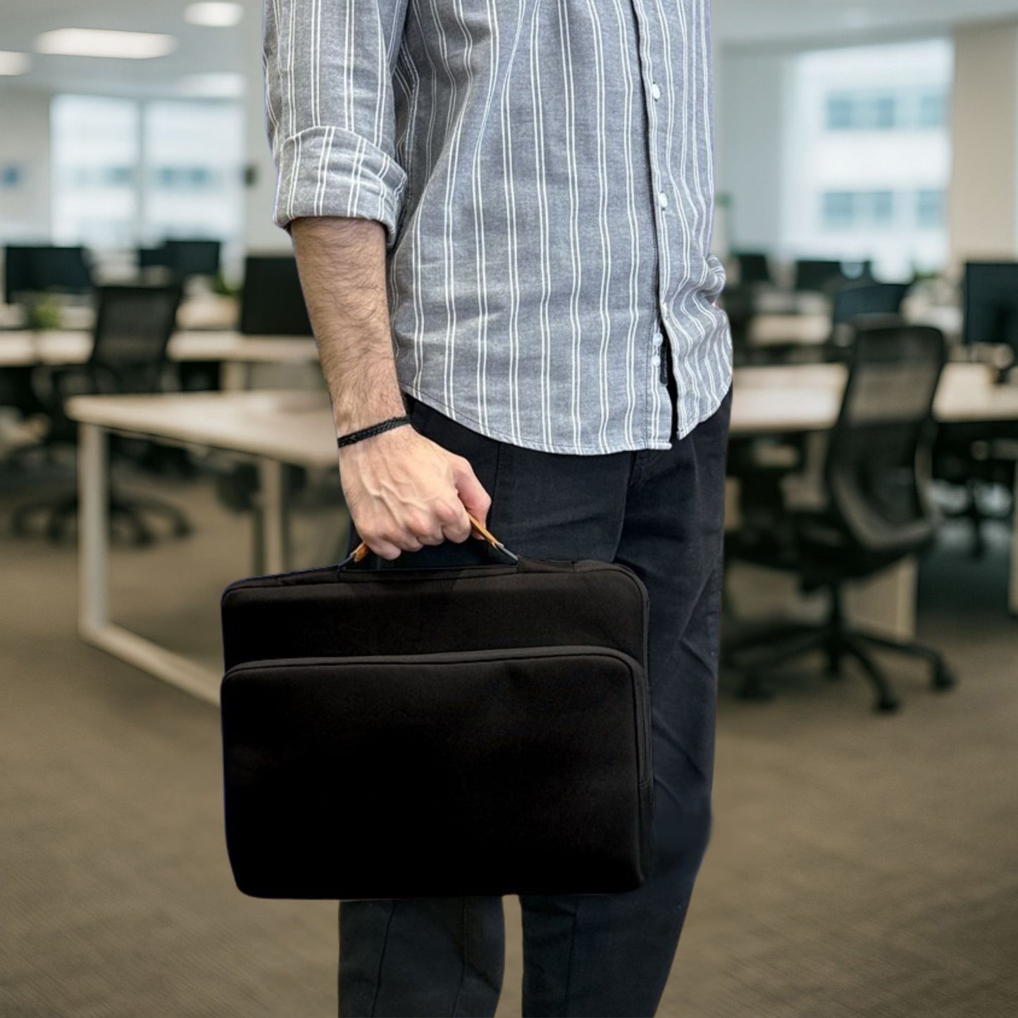 Qoolish Defender Laptop Bag- Grey