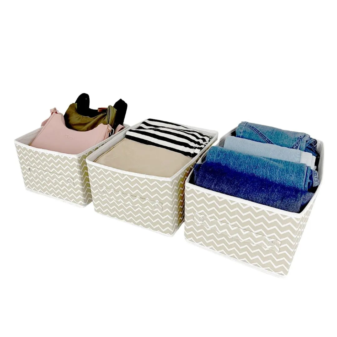 Closet with Foldable Clothes Organizer Boxes – Neat and Clutter-Free Look