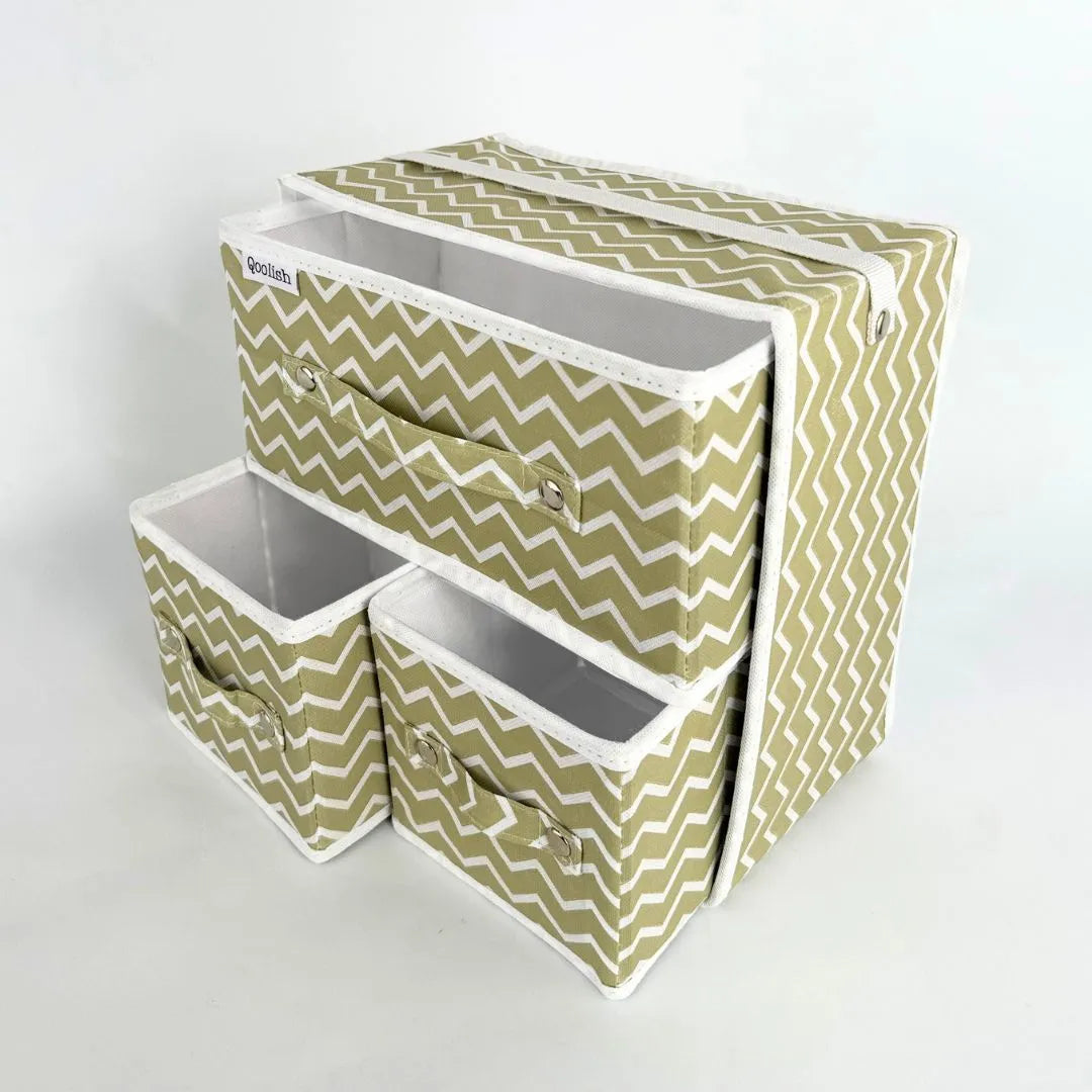 Qoolish Makeup & Jewellery Organizer Box – Black & White (Available in 3 colors)