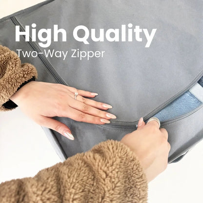 Underbed clothes storage bag with strong zipper closure and large capacity.