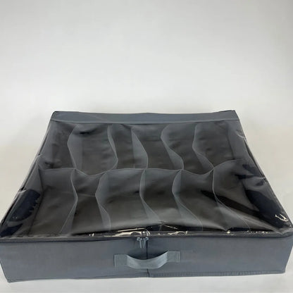 Durable, space-saving underbed shoe storage bag for organized living.

